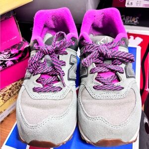 Pre- Owned New Balance Kids' Sneakers